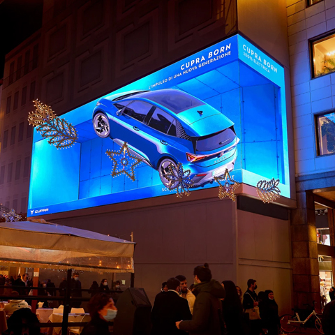 LED显示屏白天和晚上显示效果差距大吗？